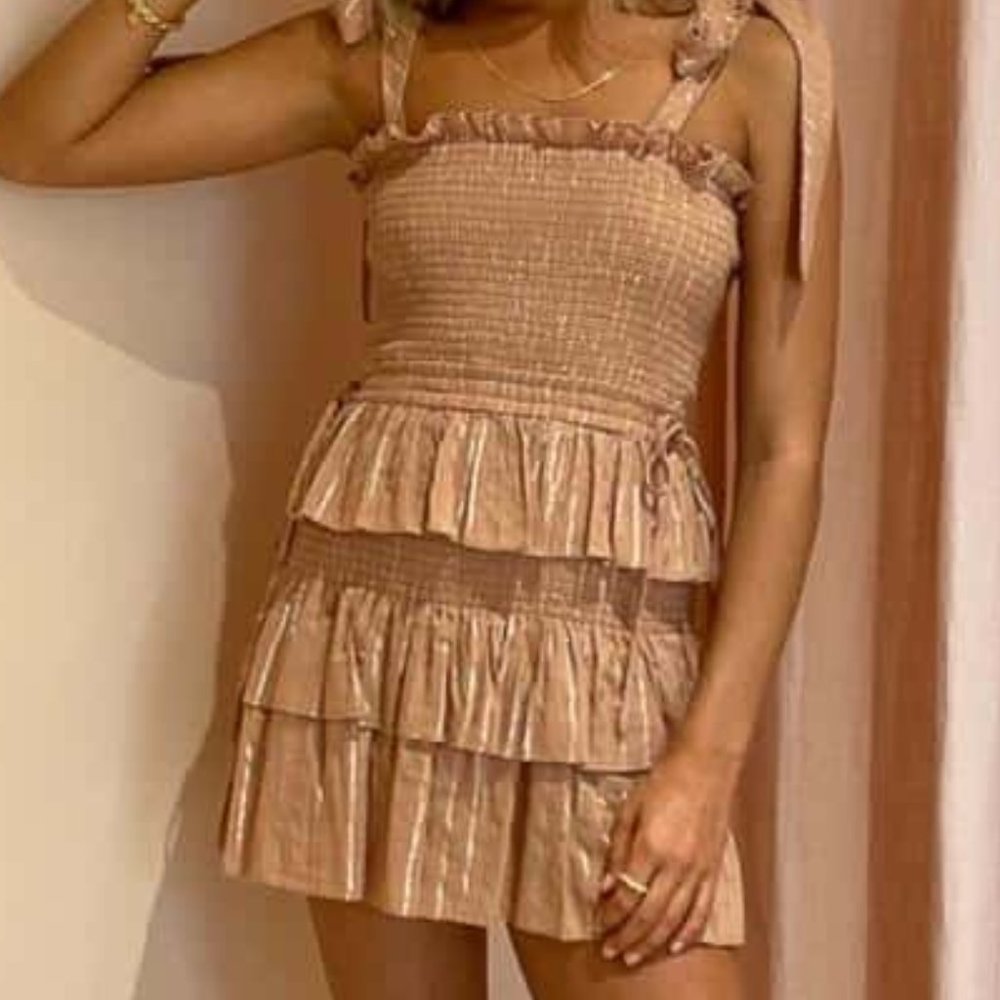 NWT House of Harlow 1960 Shirred Shoulder Tie Midi Sparkly Tiered Dress sz M